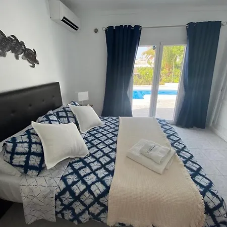 Casa Becky Villa *
