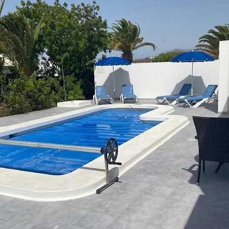 Casa Becky * Tías